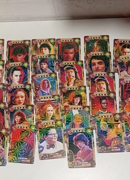 Stranger Things – zestaw 288 kart kolekcjonerskich Trading Card Game