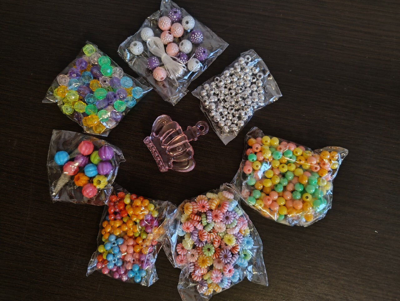 ZESTAW KORALIKÓW DIY 720 EL. KORALIKI DO ROBIENIA BRANSOLETEK I BIŻUTERII