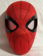 MASKA SPIDER-MAN Z PODŚWIETLENIEM OCZU RUCHOME ELEMENTY ZAMEK LED