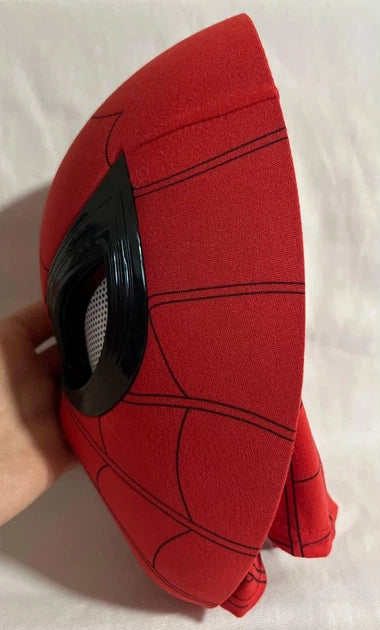 MASKA SPIDER-MAN Z PODŚWIETLENIEM OCZU RUCHOME ELEMENTY ZAMEK LED