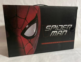 MASKA SPIDER-MAN Z PODŚWIETLENIEM OCZU RUCHOME ELEMENTY ZAMEK LED