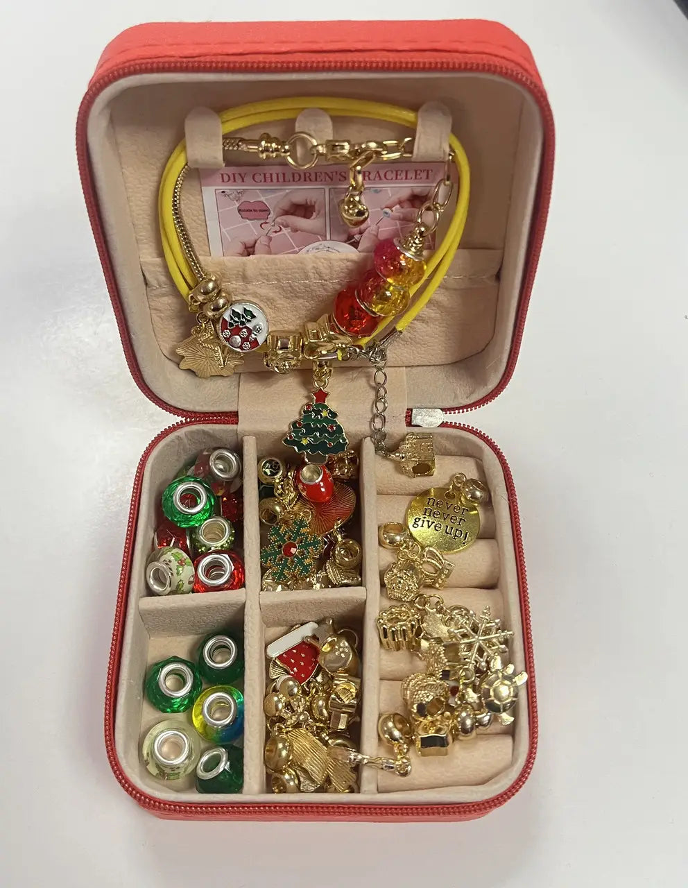 XMAS DIY ZESTAW DO ROBIENIA BRANSOLETEK BIŻUTERII KORALIKI ŚWIĄTECZNE