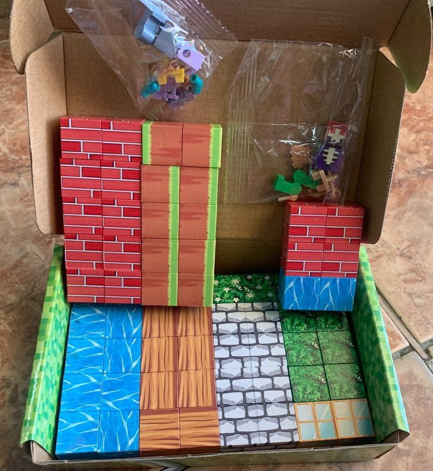 MAGNETYCZNY KONSTRUKTOR "MINECRAFT WORLD" (66 ELEMENTÓW) — ZBUDUJ SWÓJ NIEPOWTARZALNY PIKSELOWY ŚWIAT