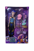 LALKA ZOEY HUNTR/X K-POP ZESTAW MUZYCZNY GITARA BĘBNY COOL GIRL PREZENT