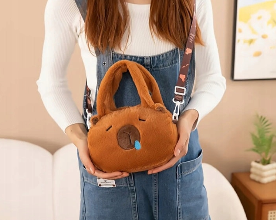 PLUSZOWA TOREBKA KAPIBARA NOWY MODEL KUFEREK KAPIBARA TORBA KAPIBARA 25CM