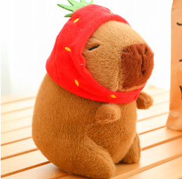 Truskawka kapibara pluszak kapibara z czapką truskawką kapibara