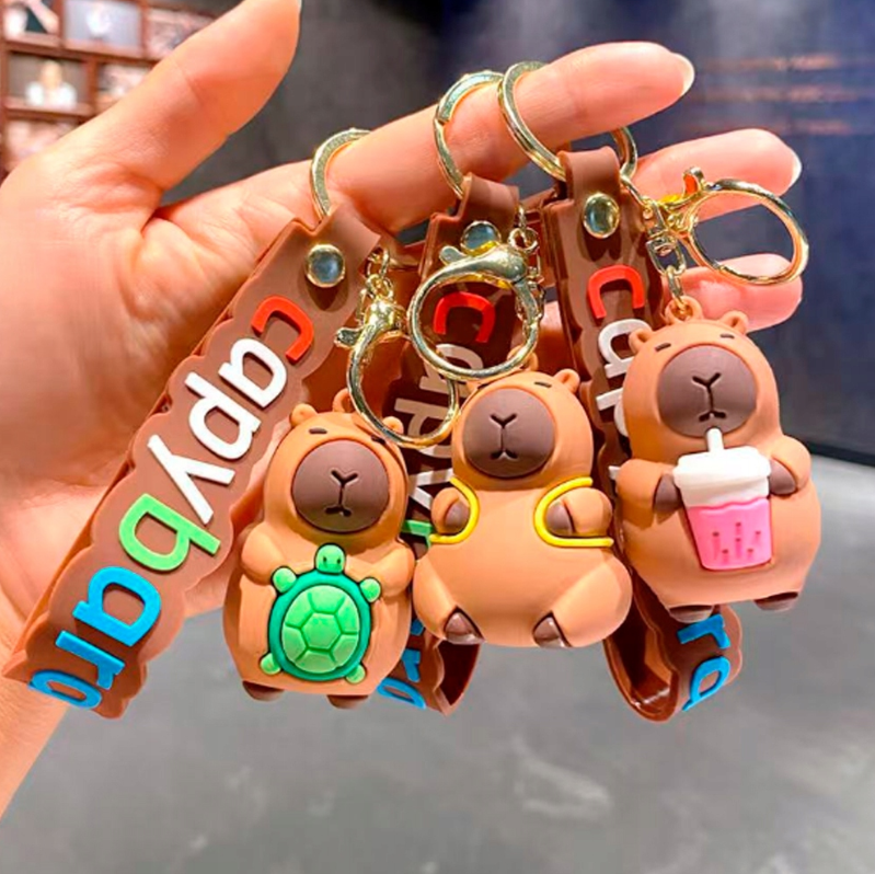 KAPIBARA MASKOTKA DUŻY PLUSZAK Z PLECAKIEM ŻÓŁWIA 25CM 2W1 MISIEK + BRELOK