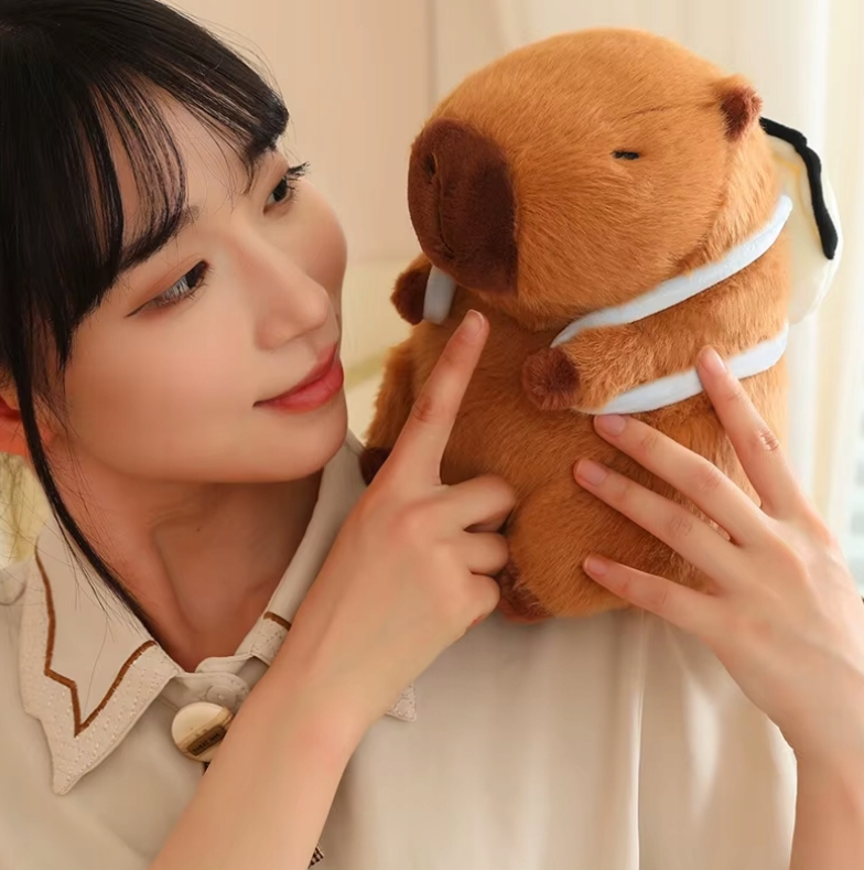 KAPIBARA ZABAWKA PSZCZÓŁKA MIĘKKA PODUSZKA PREZENT PLECAK DZIECI 45см