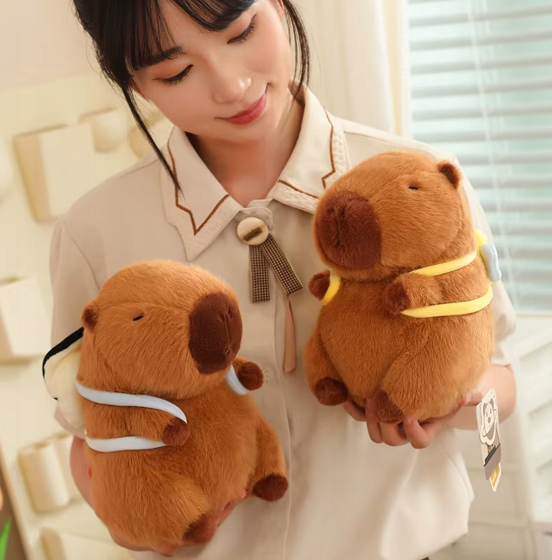 KAPIBARA ZABAWKA PSZCZÓŁKA MIĘKKA PODUSZKA PREZENT PLECAK DZIECI 45см