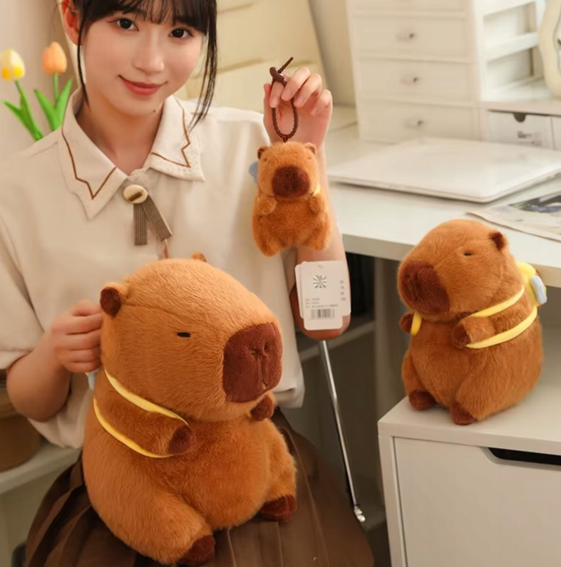 KAPIBARA ZABAWKA PSZCZÓŁKA MIĘKKA PODUSZKA PREZENT PLECAK DZIECI 45см