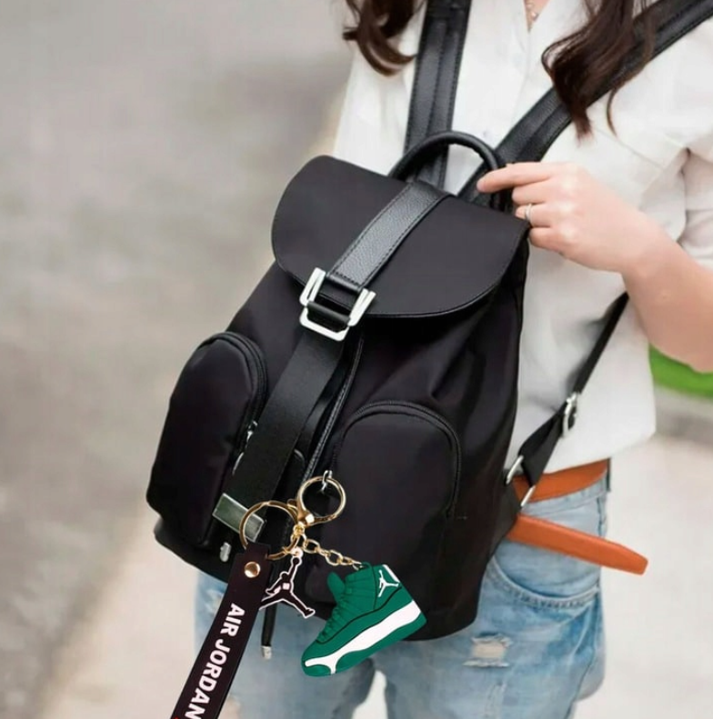 BRELOCZEK BRELOK AIR JORDAN DO KLUCZY FIGURKA DO PLECAKA PRESENT ZAWIESZKA