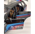 METALOWY SAMOCHÓD BMW X5 COMPETITION 20 CM ŚWIATŁA, OTWIERANE ELEMENTY