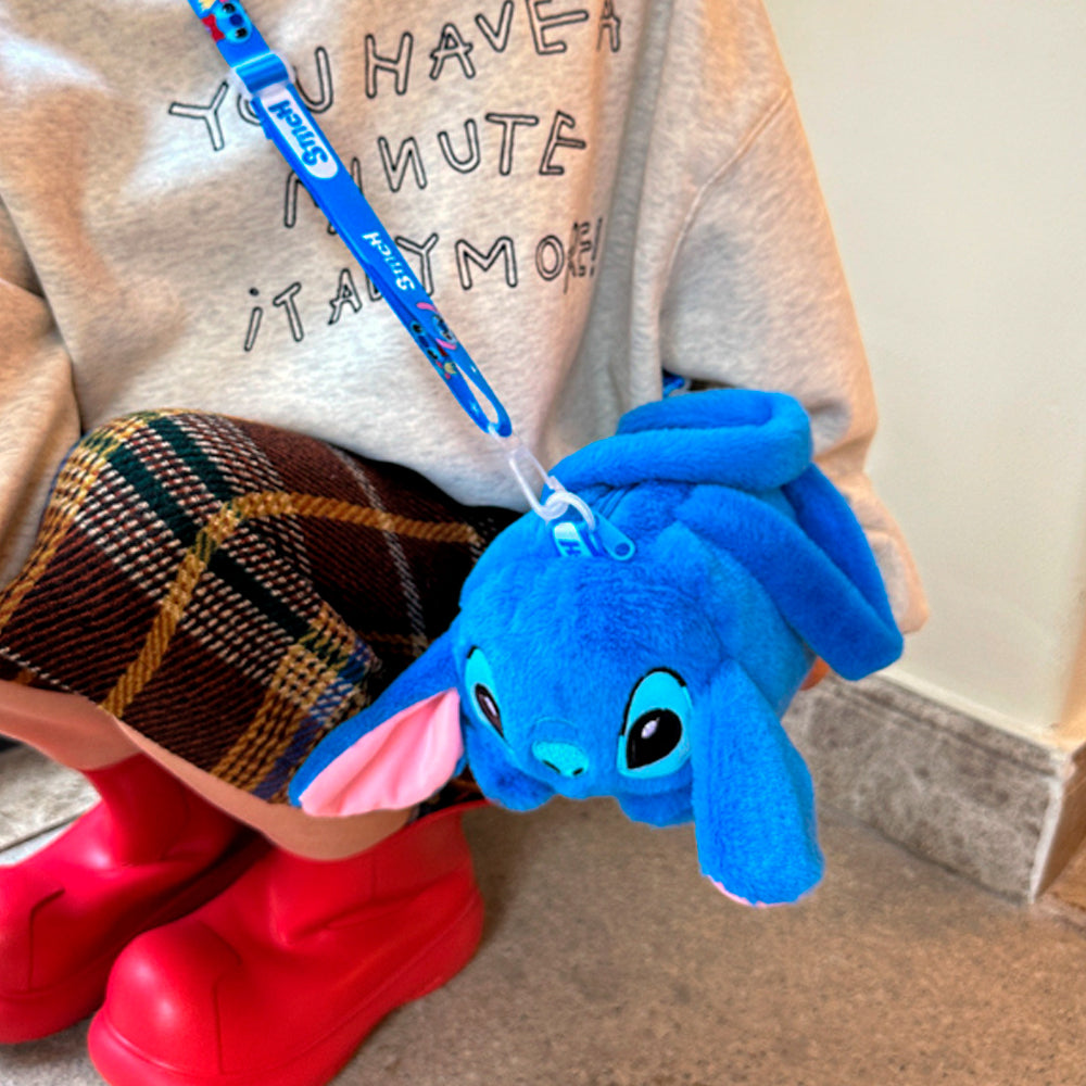 PLUSZOWA TOREBKA DLA DZIECI STICH KAPIBARA Z PSZCZÓŁKĄ TORBA MIĘKKA PRZYTULANKA 30*25 CM