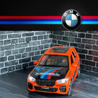 METALOWY SAMOCHÓD BMW X5 COMPETITION 20 CM ŚWIATŁA, OTWIERANE ELEMENTY