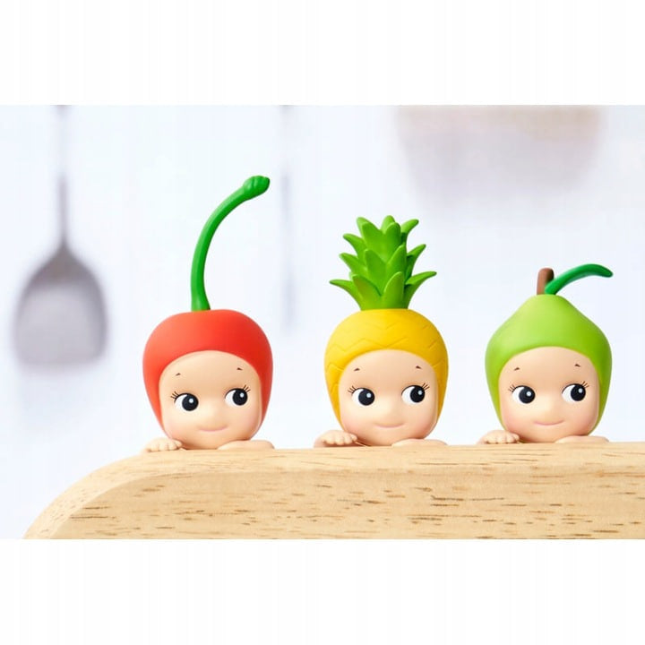 FIGURKA SONNY ANGEL HIPPERS Z KOLEKCJI FRUIT 1 SZT WARZYWA I OWOCE PRESENT