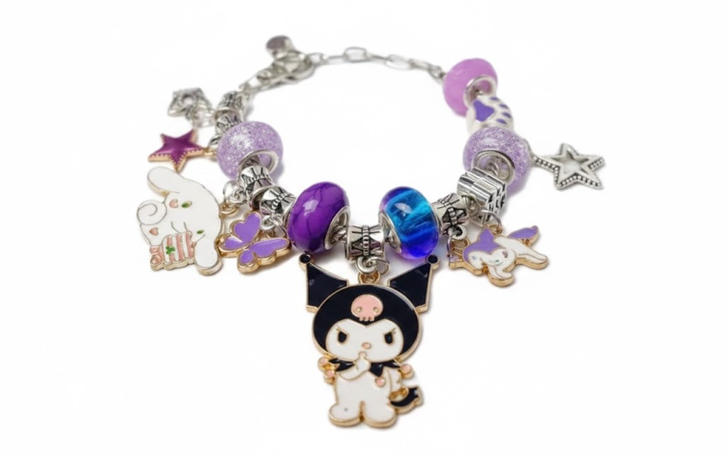 KAWAII ZESTAW DO TWORZENIA BRANSOLETEK Z KOTKIEM – MINI SZKATUŁKA KUROMI